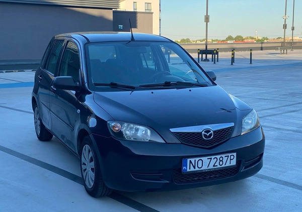 Mazda 2 cena 5200 przebieg: 250000, rok produkcji 2006 z Warszawa małe 22